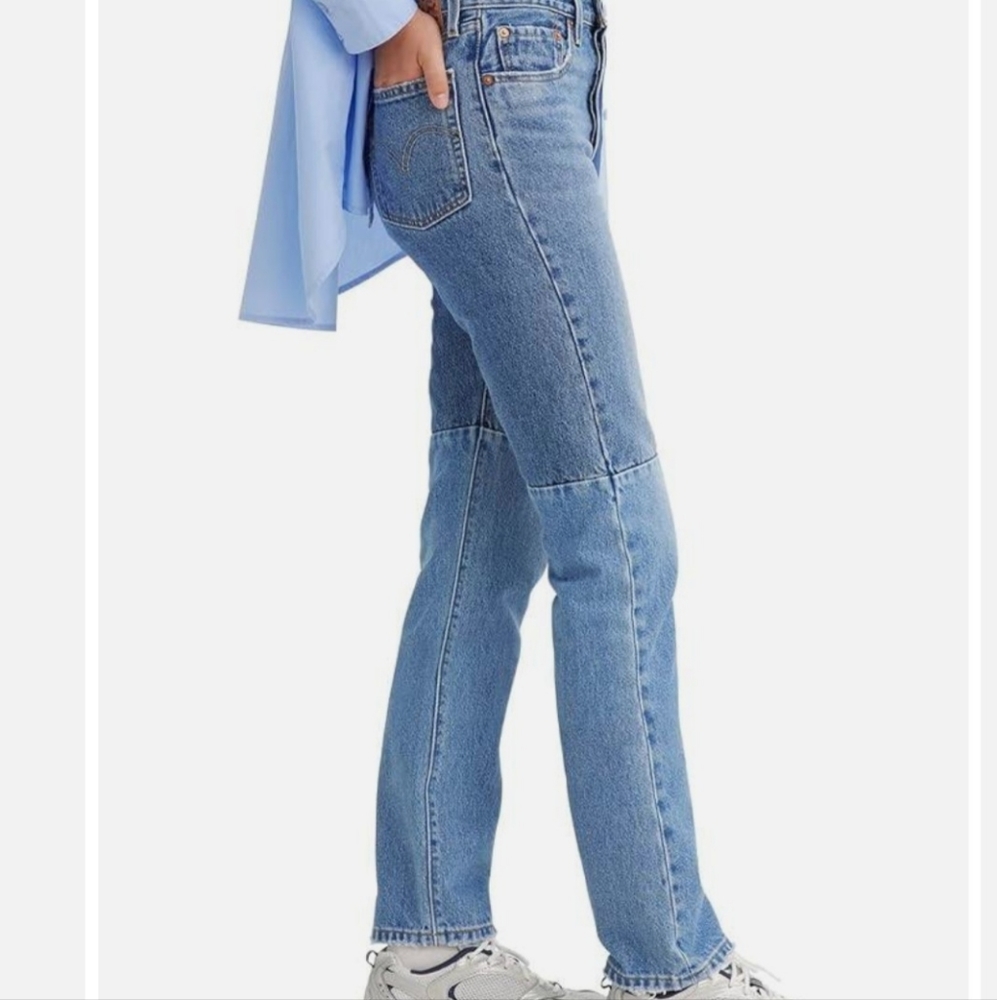 Women's 501 pieced jeans medium wash size 31x30